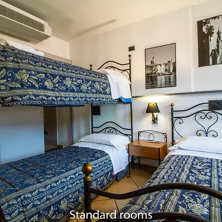 ゲストハウス In Riva Al コモ