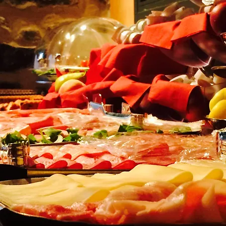 In Riva Al ゲストハウス コモ