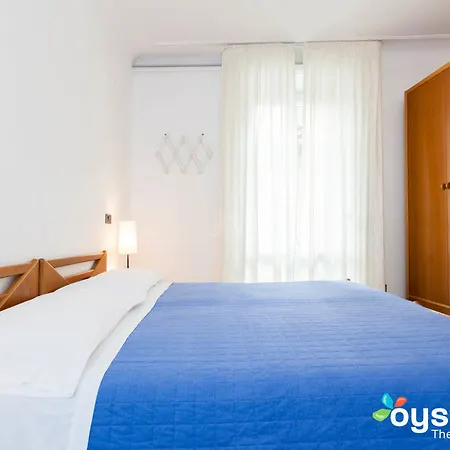 Konukevi In Riva Al Como